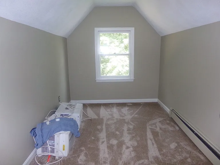 162 Middlesex Ave #1 — Photo 12