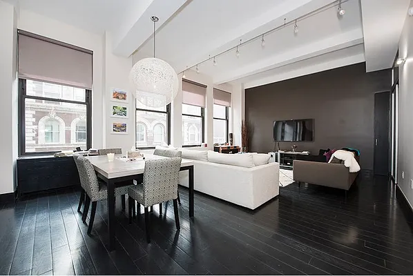 Sold by WIRE International Realty | media 2