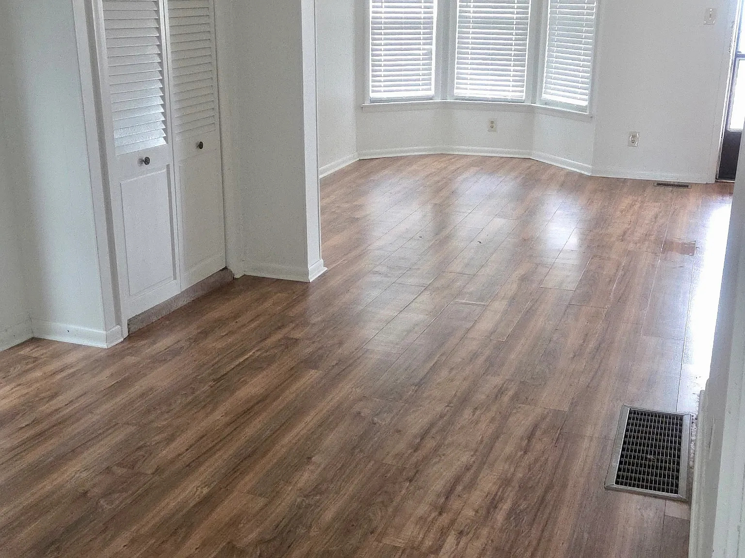 3 bed, 1240 sqft, $1,400 — Photo 2