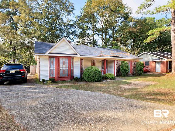 2nd image of 1861 Summer Place Dr E