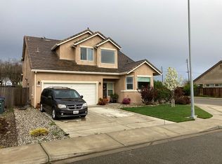 601 Saint Helena Dr, Newman, CA 95360