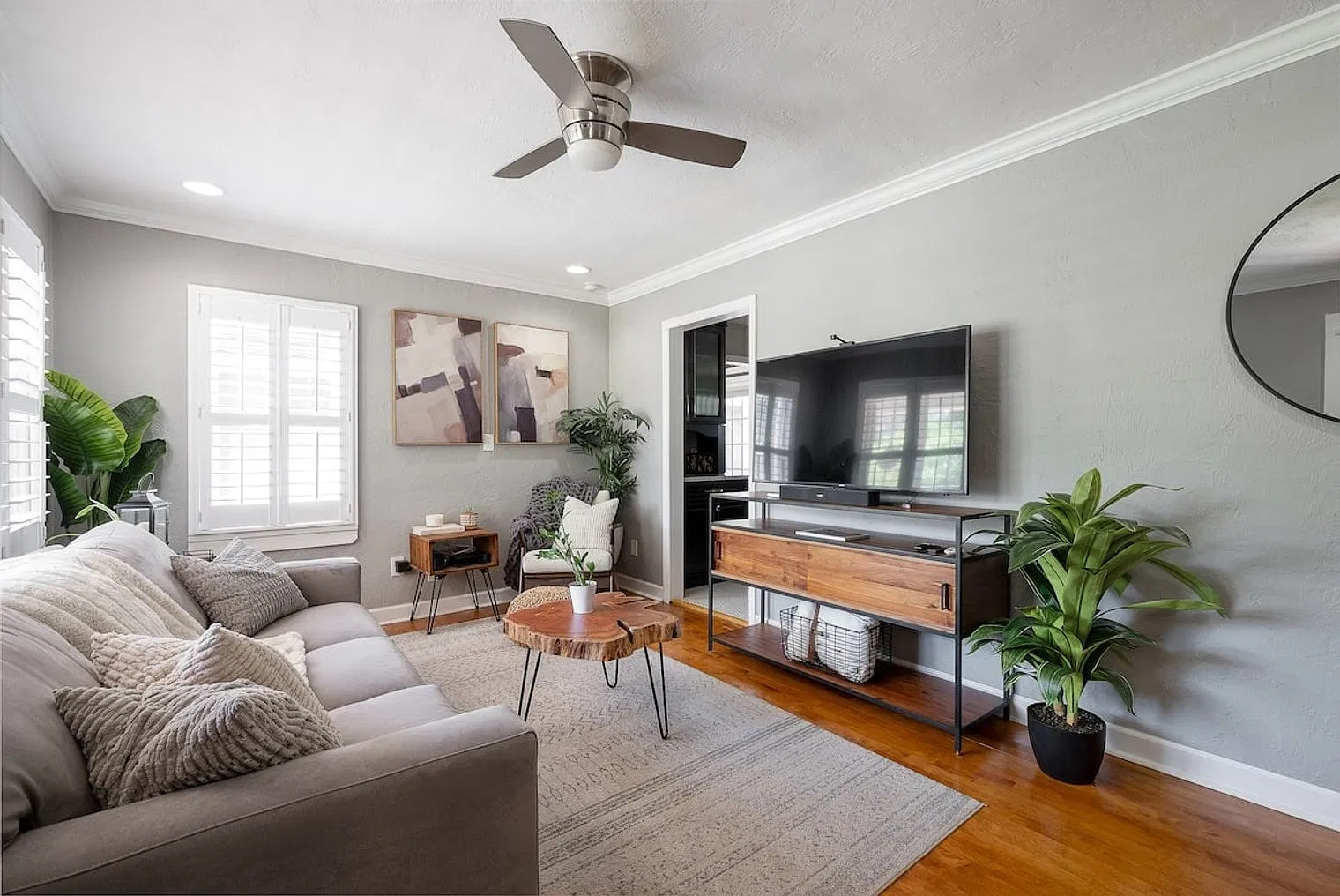 2 bed, 2.0 bath, $6,390 — Photo 4