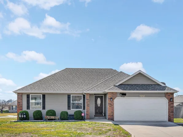 700 W Osage Street, Clever, MO 65631