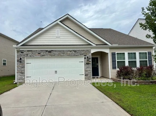 120 Relict Dr, Clayton, NC 27527