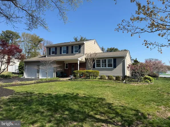 57 Tar Heels Rd, Hamilton, NJ 08619