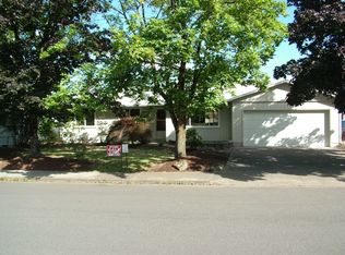 4894 Oak Park Dr NE, Salem, OR 97305