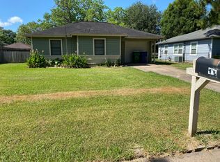 920 Wimberly St, Angleton, TX 77515