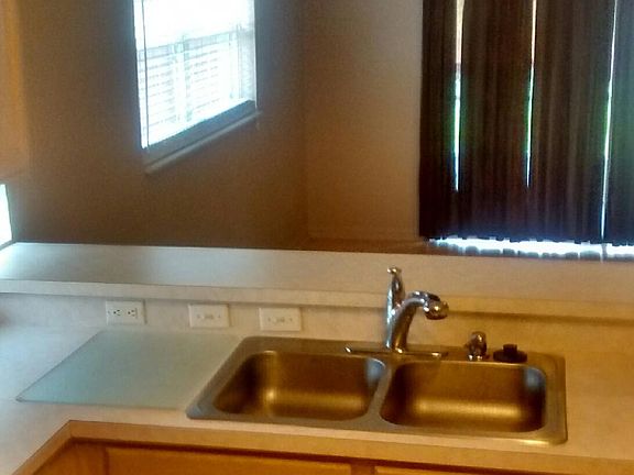 4th image of 3872 Heritage Oaks Ct