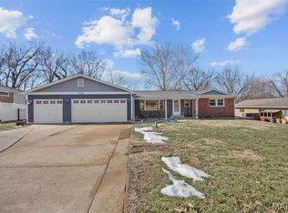 4930 Mount Royal Rd, Saint Louis, MO 63128