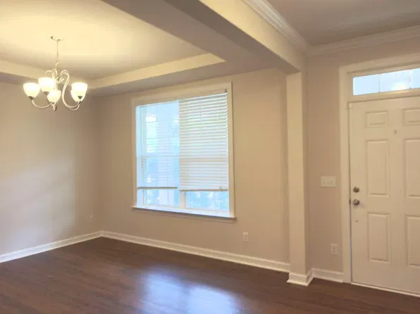 2059 Travern Dr, Raleigh, NC 27603