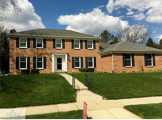 1st image of 905 Tanglewood Ln