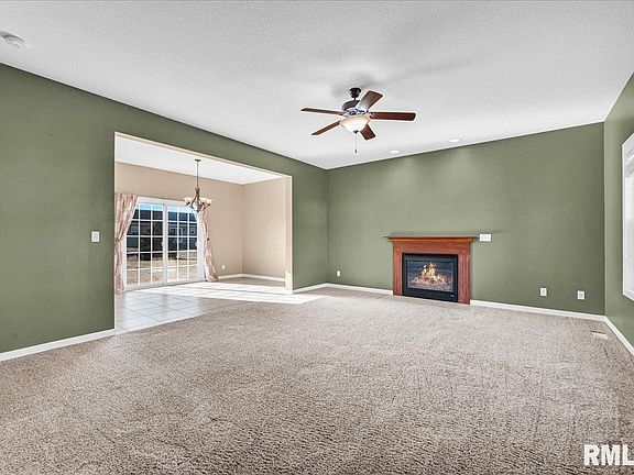 3rd image of 1626 Jadens Way