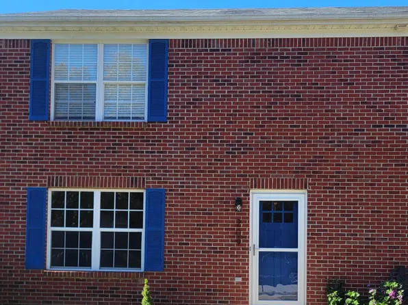 209 Garnet Dr, Nicholasville, KY 40356