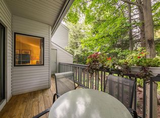5705 Creeks Xing N #5705, Williamsburg, MI 49690