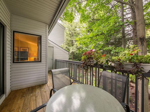 5705 Creeks Xing N #5705