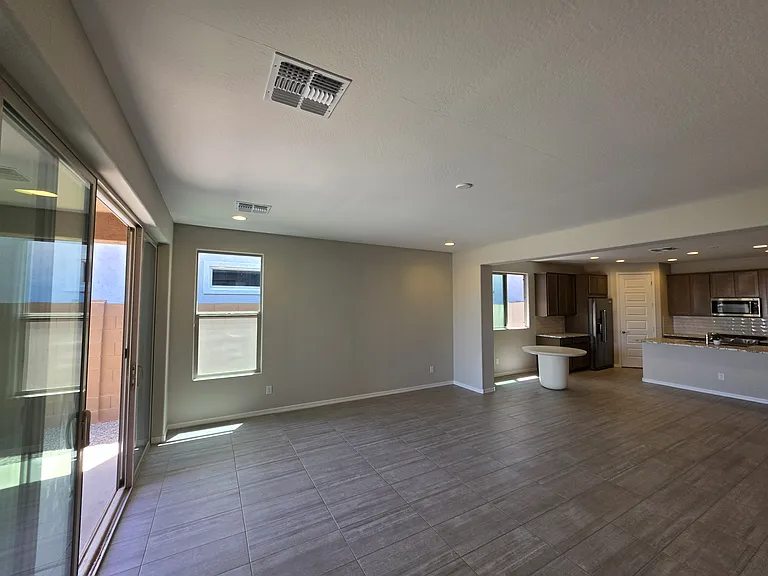 7128 W Coles Rd — Photo 30