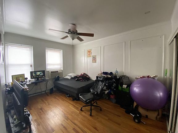 2nd image of 755 W Cornelia Ave APT 207