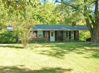 2400 Schutte Rd, Evansville, IN 47712