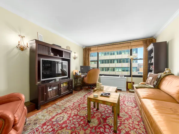 117 East 57th Street 35/36F image 2 of 30