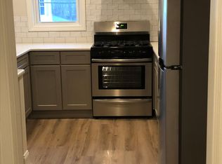 397 Court St APT 2, Plymouth, MA 02360