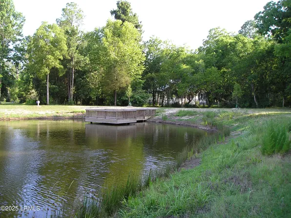 535 Distant Island Dr, Beaufort, SC 29907