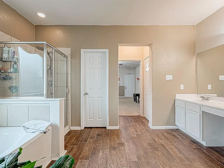4815 Hackamore Brook Ct — Photo 47