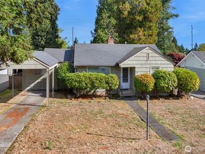15802 6th Avenue NE, Seattle, WA, 98155
