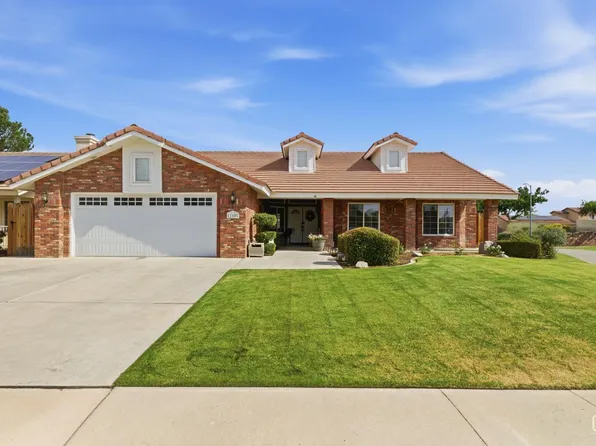 11102 Candlelight Ct, Bakersfield, CA 93312