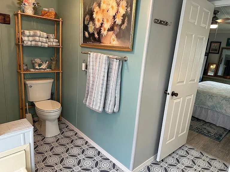 5700 Bayshore Rd #205 — Photo 34