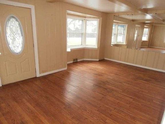 additional property photos.