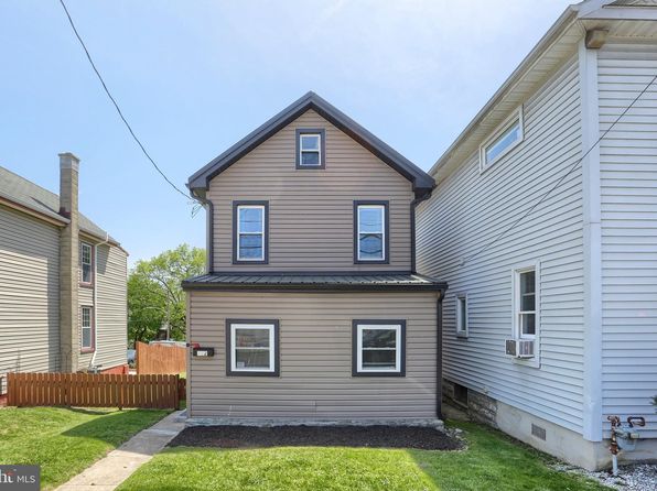 712 State St, Lemoyne, PA 17043