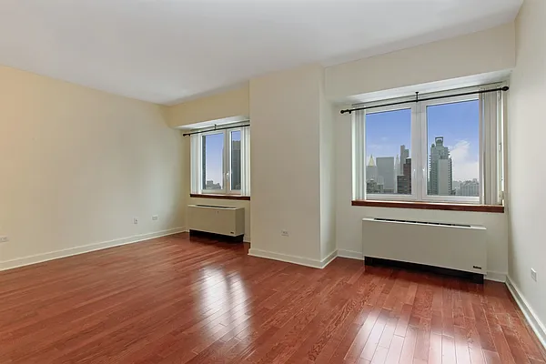 Rented by Corcoran | media 17