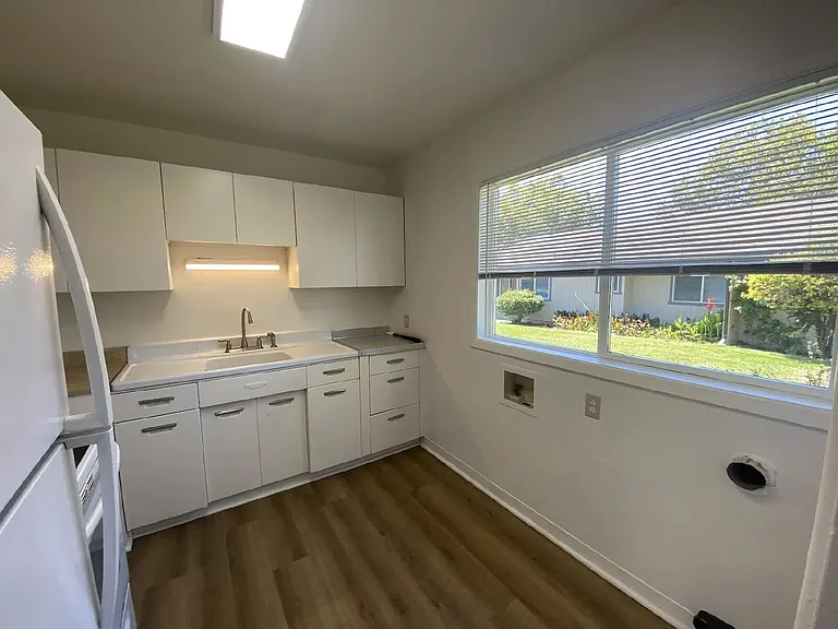769 NE Alameda Ave — Photo 7