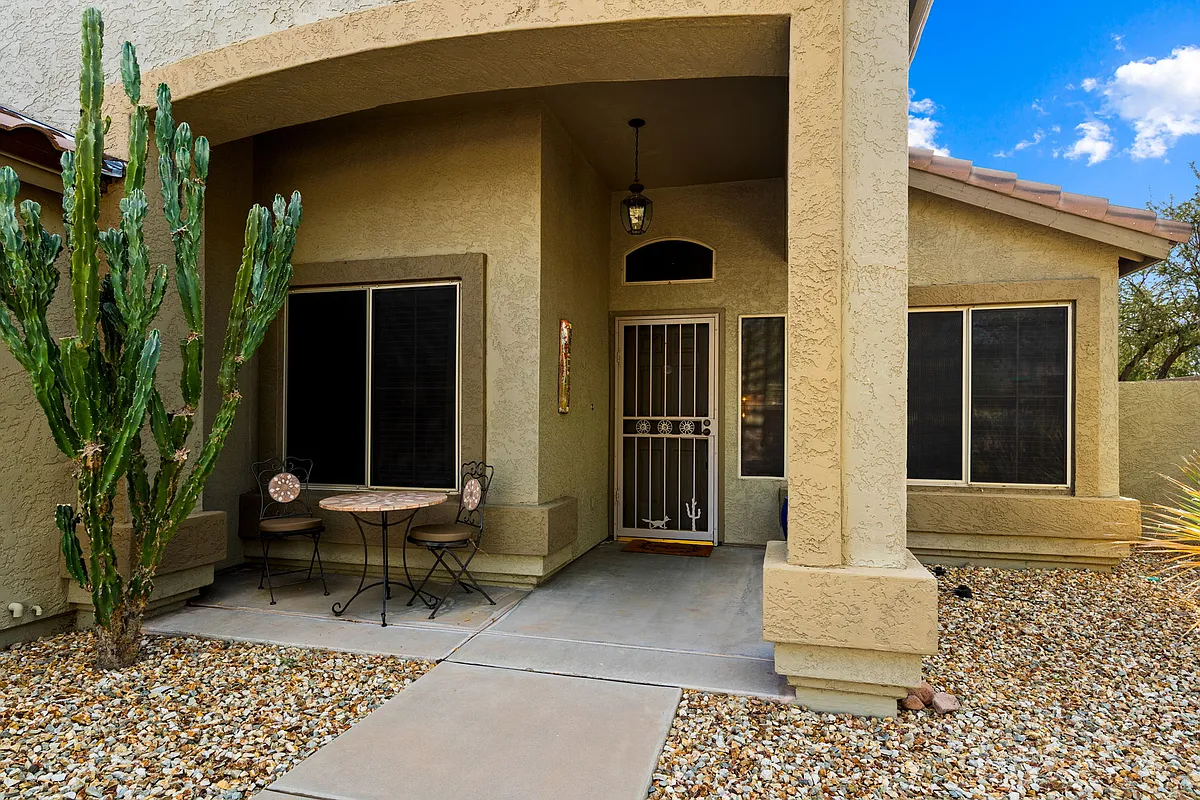 Building Photo - 4670 S Jalapa Ln