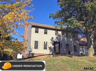 2760 Stoverstown Rd, Spring Grove, PA 17362