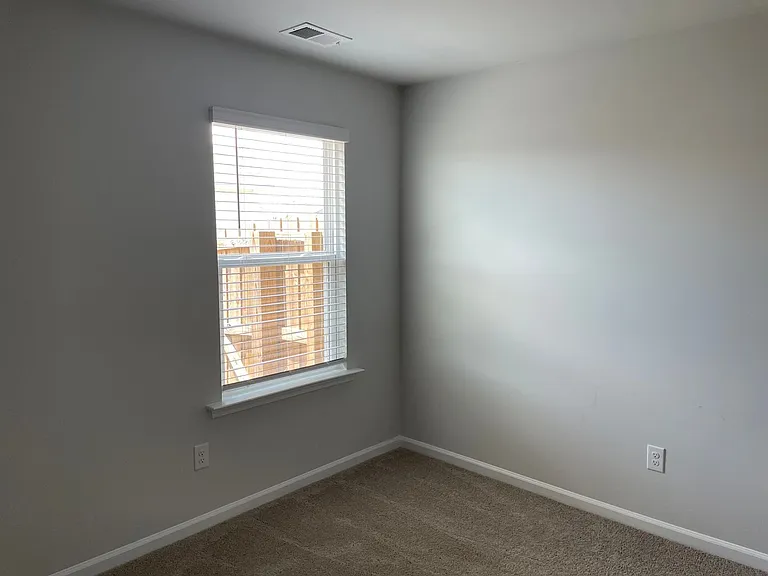 1824 E Woodstork Ln NE — Photo 26