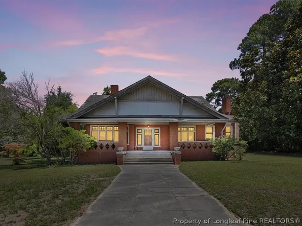554 W Broad St, Saint Pauls, NC 28384