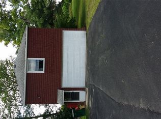 817 N Jefferson St, Ionia, MI 48846