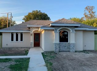 724 Vanessa St, Uvalde, TX 78801