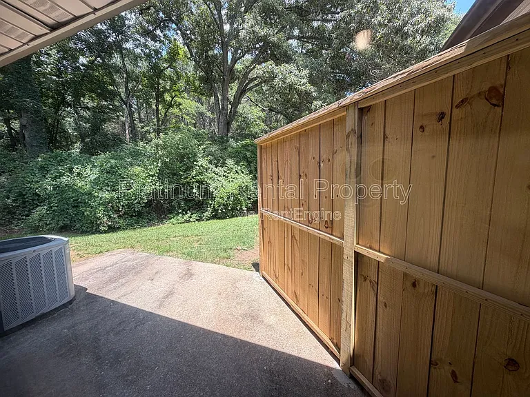 1512 Waverly Way #D3 — Photo 12