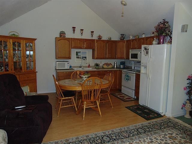 1st image of 15A Sandy Brook Ln