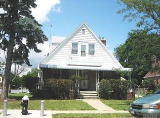 11952 228th St, Cambria Heights, NY 11411