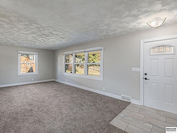 5th image of 4532 N 108th St
