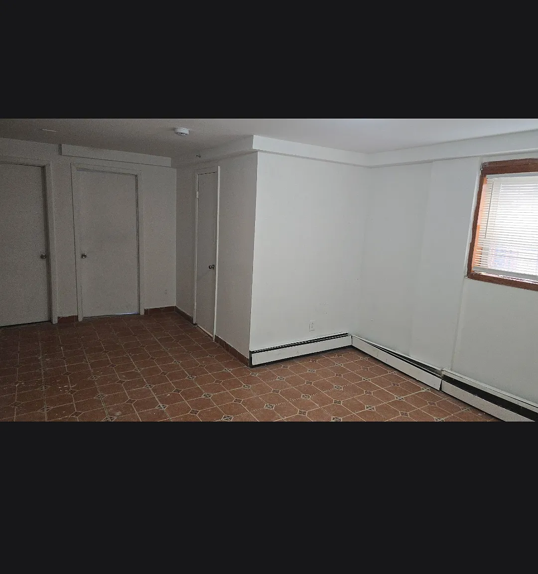 126 Seaview Ave — Photo 3