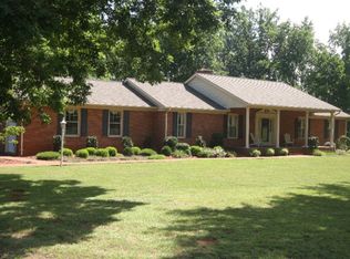 2090 Horsepasture Price Rd, Ridgeway, VA 24148
