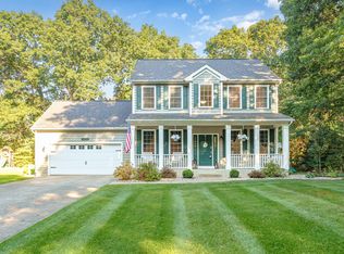 8626 Hathaway Rd, Kalamazoo, MI 49009