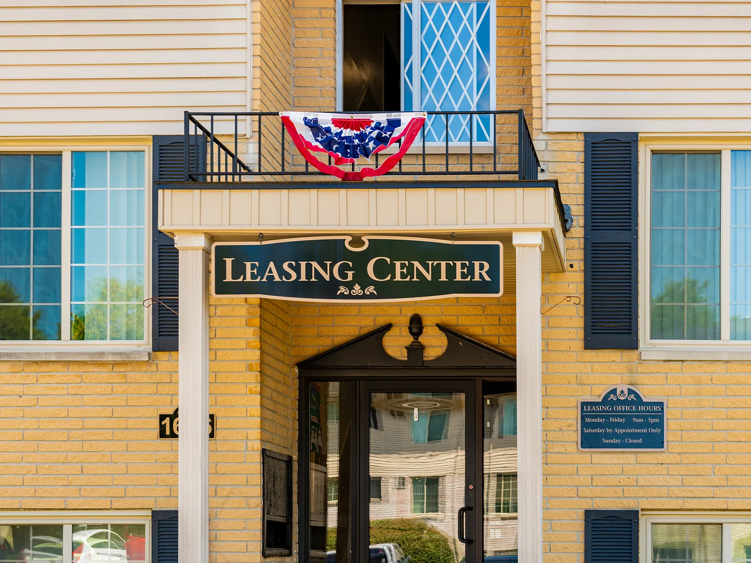River Raisin Apartments — Photo 1