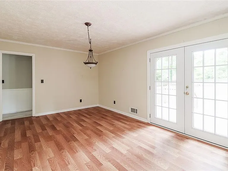 1291 Stephens St SW — Photo 12