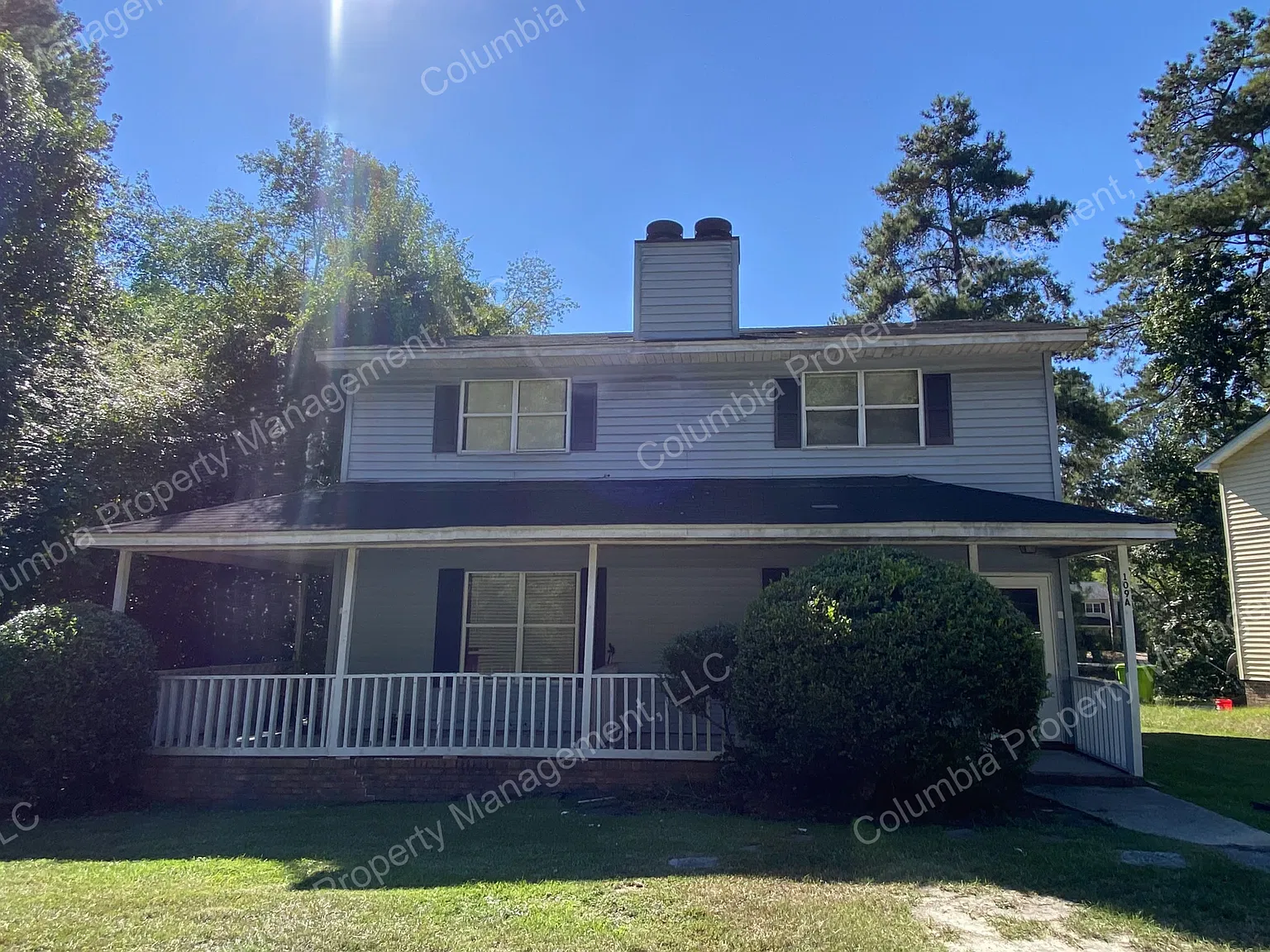 2 bed, 1.5 bath, 1000 sqft, $1,050 — Photo 1