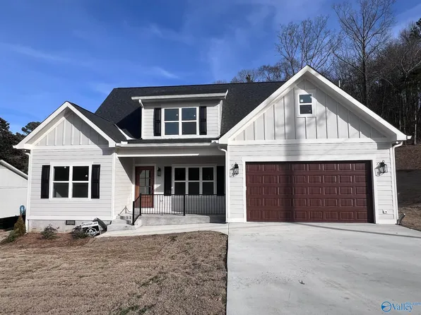 3375 Cedar Ln, Guntersville, AL 35976